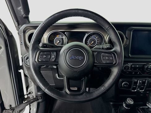 Used 2021 Jeep Wrangler Unlimited Sport AWD/4WD image 11