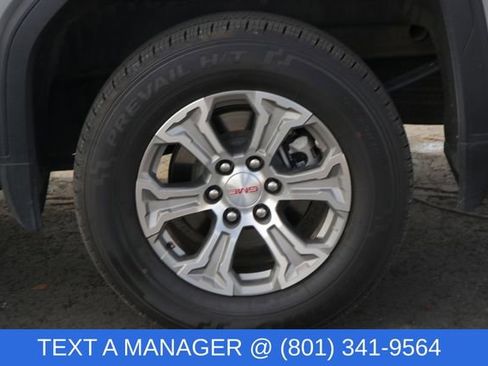 Used 2025 GMC Sierra 1500 SLT image 12