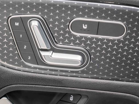 Certified 2026 Mercedes-Benz GLB 250 image 24
