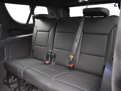 Used 2023 GMC Yukon XL Denali w/ Denali Reserve Package image 13