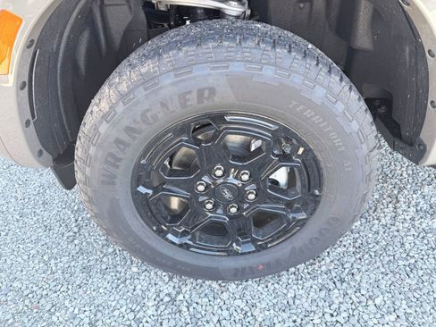 New 2025 Ford Ranger XLT w/ FX4 Off-Road Package image 5