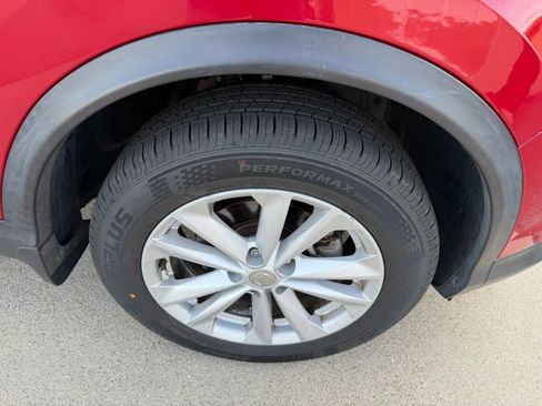 Used 2017 Nissan Rogue Sport SV image 33