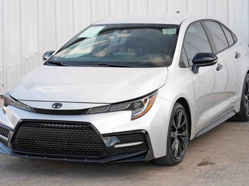 Used 2022 Toyota Corolla SE image 39