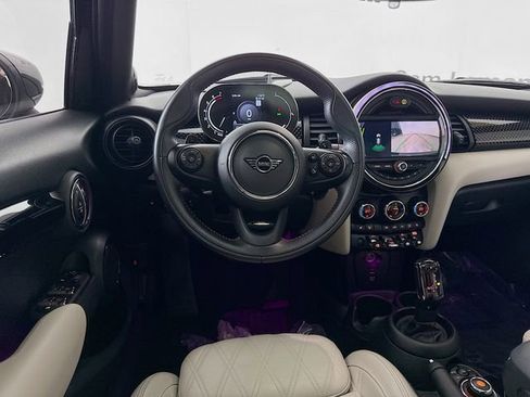 Used 2021 MINI Cooper S image 23