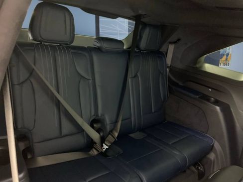 Used 2025 Cadillac Escalade IQ Luxury 2 AWD/4WD image 15