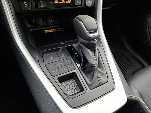 New 2025 Toyota RAV4 XLE Premium image 7