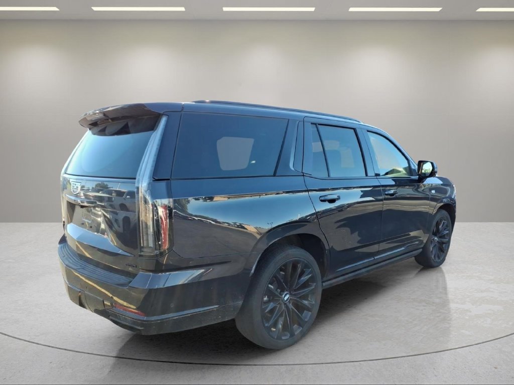 Used 2025 Cadillac Escalade Sport Platinum w/ LPO, ONYX Package AWD/4WD image 3