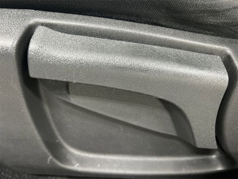 Used 2018 Nissan Rogue Sport S w/ S Appearance Package image 12