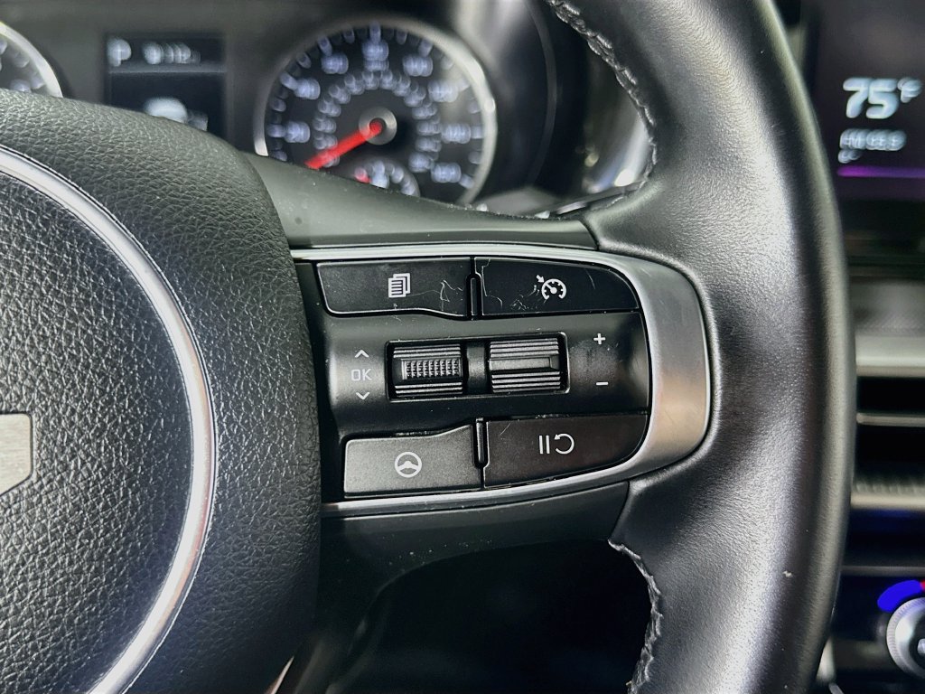 Used 2022 Kia K5 GT-Line AWD/4WD image 25