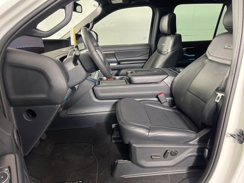 New 2025 Ford Expedition Max Platinum w/ Stealth Performance Package image 9