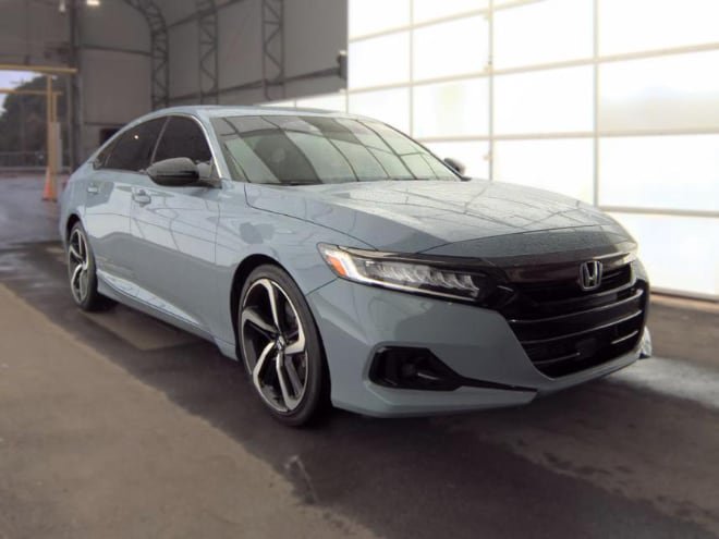 Used 2022 Honda Accord Sport image 3