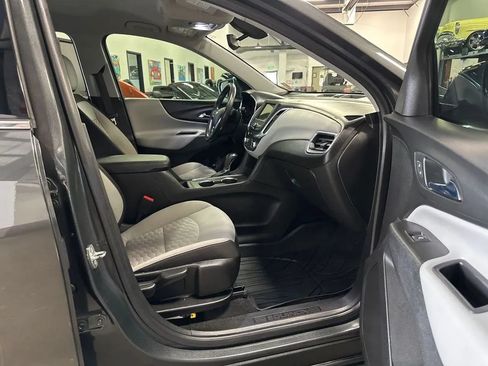 Used 2019 Chevrolet Equinox LT AWD/4WD image 68
