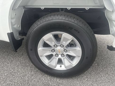 Certified 2026 Chevrolet Silverado 1500 LT RWD image 30