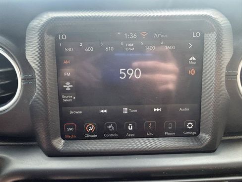 Used 2021 Jeep Wrangler Unlimited Rubicon 4xe w/ Cold Weather Group AWD/4WD image 22