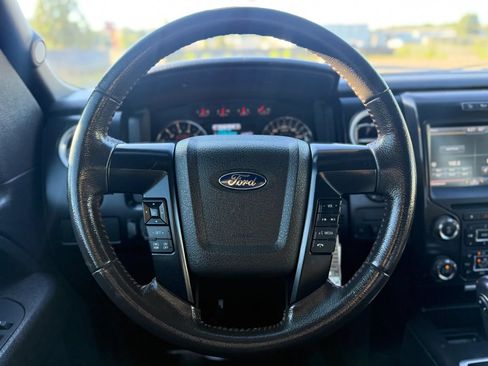 Used 2014 Ford F150 FX4 w/ Equipment Group 402A Luxury AWD/4WD image 24