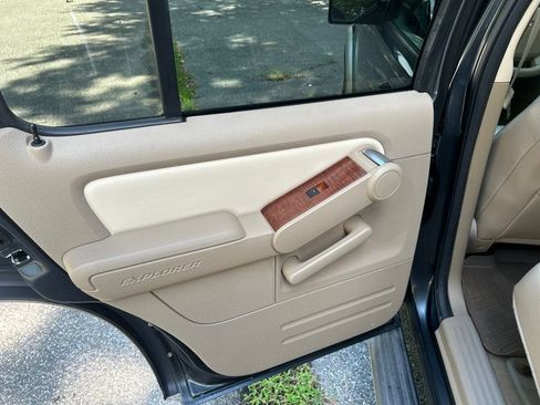Used 2010 Ford Explorer Eddie Bauer AWD/4WD image 24