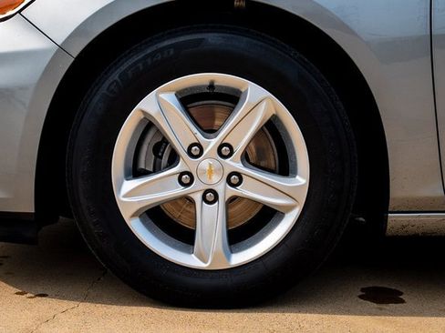 Certified 2024 Chevrolet Malibu LS image 6