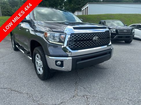 Certified 2018 Toyota Tundra SR5 w/ SR5 Upgrade Package AWD/4WD image 1