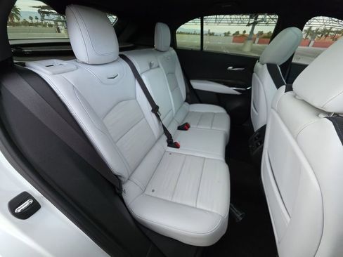 Used 2024 Cadillac XT4 Sport image 28