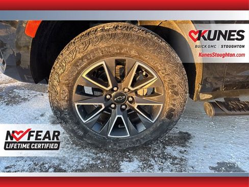 Used 2024 Chevrolet Tahoe Z71 image 14