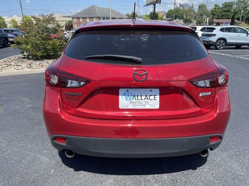 Used 2016 MAZDA MAZDA3 i Sport w/ Preferred Equipment Package FWD image 5