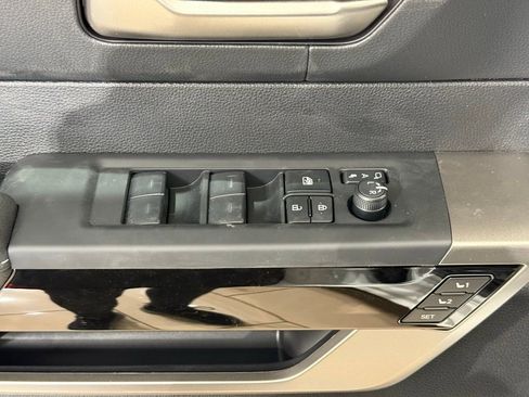 New 2026 Toyota Tundra Limited AWD/4WD image 15