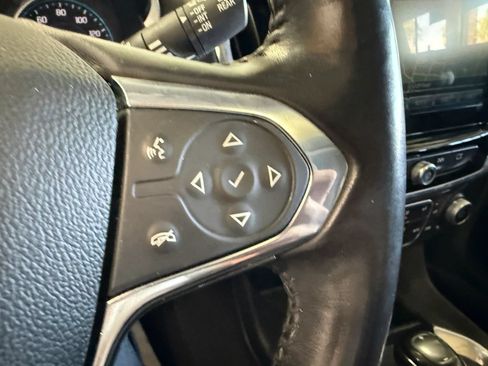 Used 2018 Chevrolet Traverse LT FWD image 28