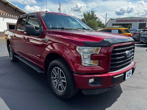 Used 2015 Ford F150 XLT w/ Equipment Group 302A Luxury AWD/4WD image 19