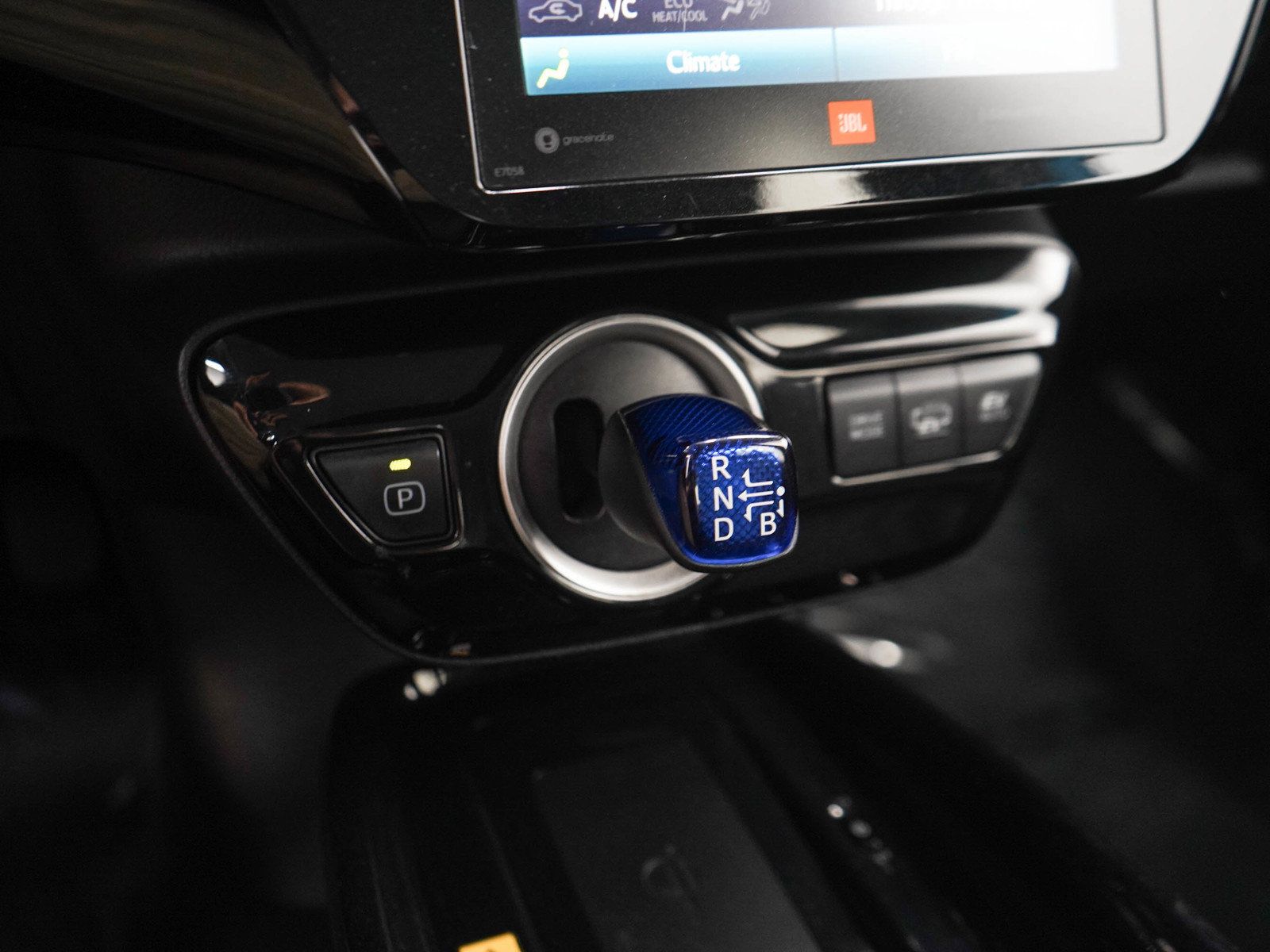Used 2020 Toyota Prius Prime Limited FWD image 22