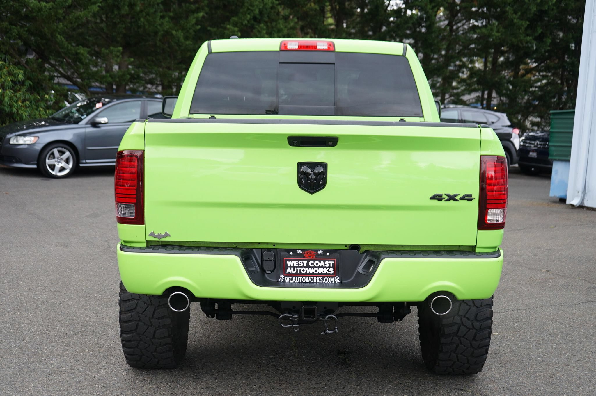 Used 2017 RAM 1500 Sport w/ Sublime Green Sport Package AWD/4WD image 4