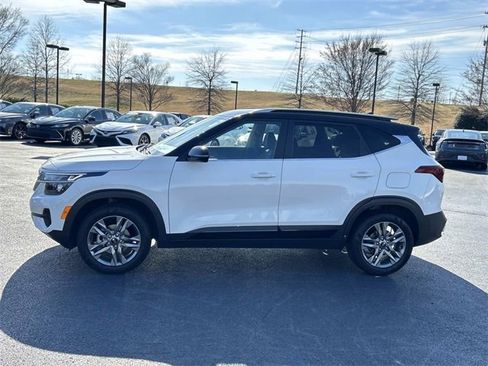 Used 2021 Kia Seltos S image 7