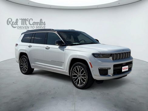 Used 2025 Jeep Grand Cherokee L Summit AWD/4WD image 3
