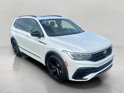 Used 2023 Volkswagen Tiguan SE R-Line