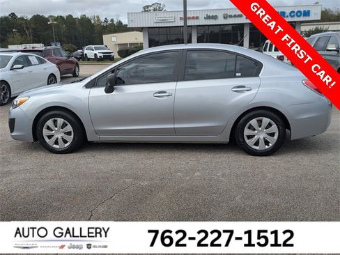 Used 2012 Subaru Impreza 2.0i image 7