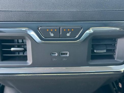 New 2026 Chevrolet Silverado 1500 LTZ AWD/4WD image 10