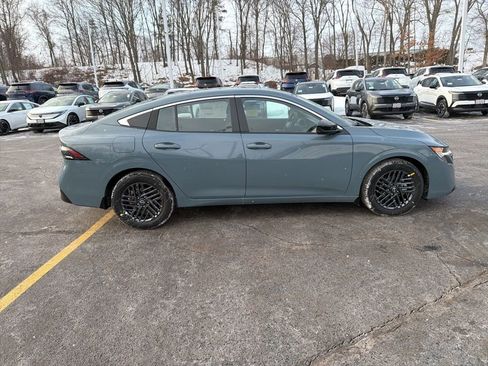 New 2026 Nissan Sentra SV image 5