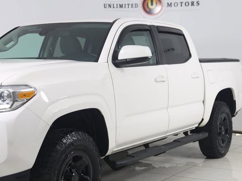 Used 2022 Toyota Tacoma SR image 37
