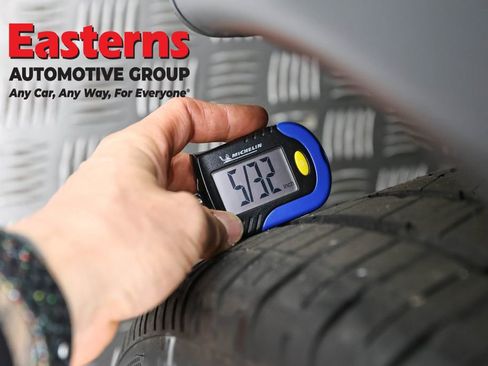 Used 2022 Tesla Model Y Long Range image 26