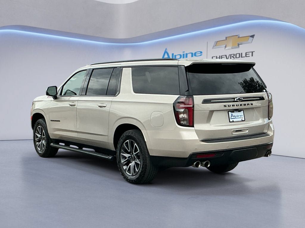 Used 2024 Chevrolet Suburban Z71 w/ Off-Road Capability Package AWD/4WD image 3