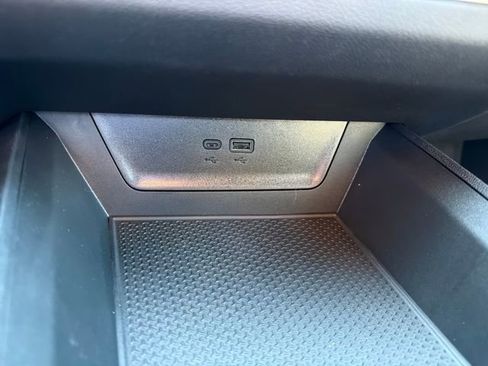 New 2026 Chevrolet Equinox LT w/ Safety and Technology Package FWD image 31