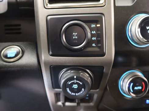 Used 2020 Ford F150 Raptor w/ Equipment Group 802A Luxury image 9