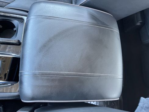 Used 2024 Nissan Armada Platinum w/ Captain's Chairs Package RWD image 33