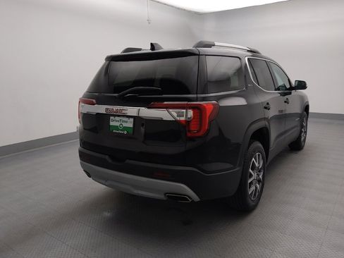 Used 2023 GMC Acadia SLT FWD image 7