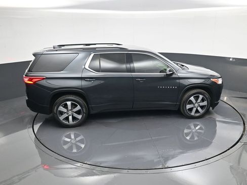 Used 2020 Chevrolet Traverse LT w/ LT Premium Package image 33
