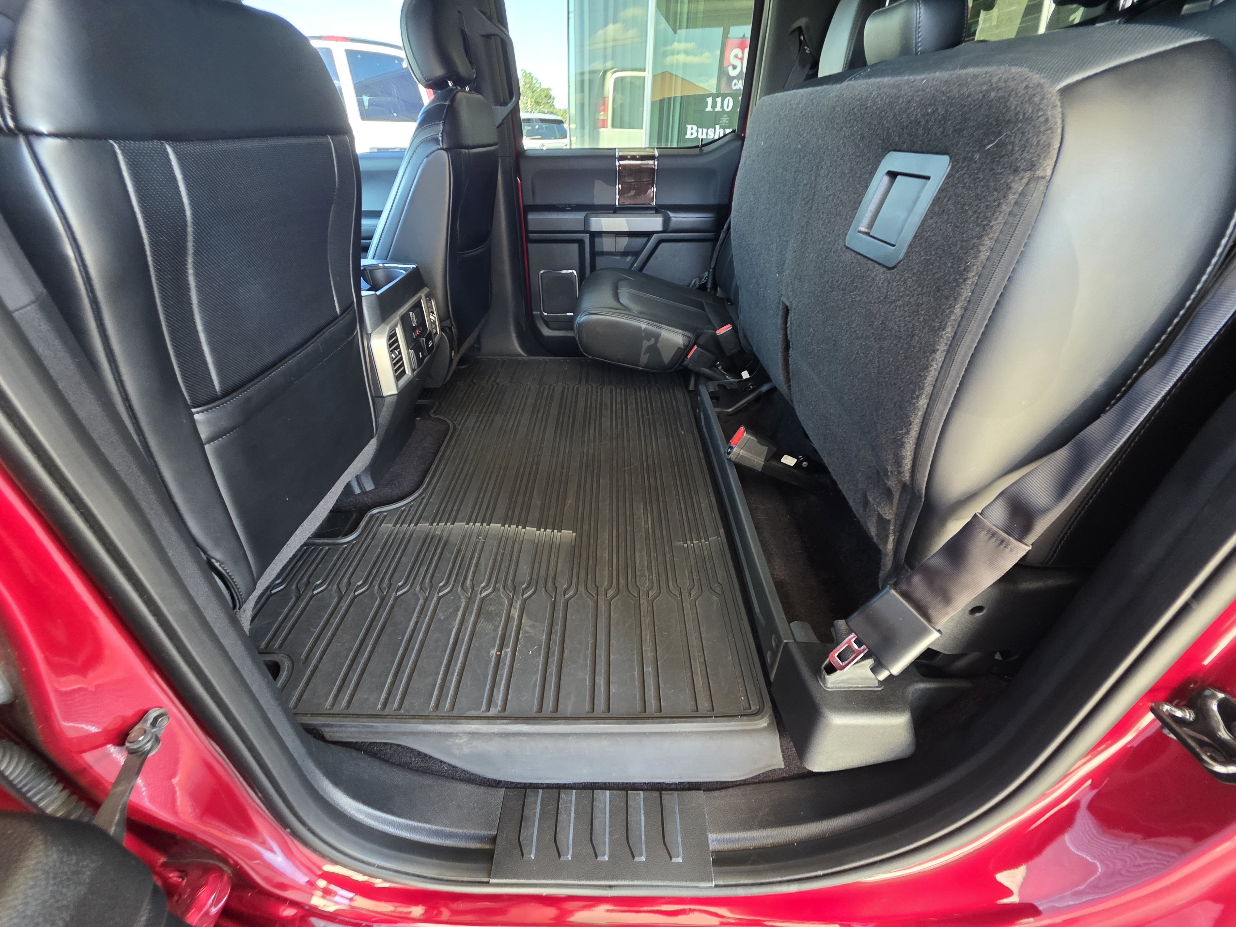 Used 2017 Ford F150 Platinum w/ Equipment Group 701A Luxury AWD/4WD image 36