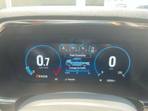 Used 2022 Ford F150 Lariat w/ Equipment Group 502A High AWD/4WD image 19
