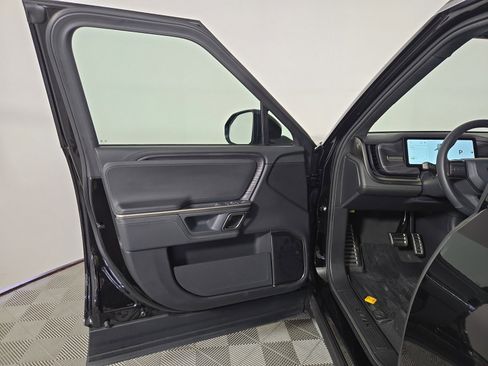 Used 2024 Rivian R1S Adventure image 16