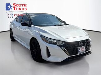 Used 2025 Nissan Sentra SR FWD video 1
