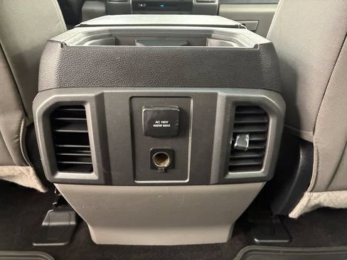 Used 2016 Ford F150 XLT w/ Equipment Group 302A Luxury AWD/4WD image 19
