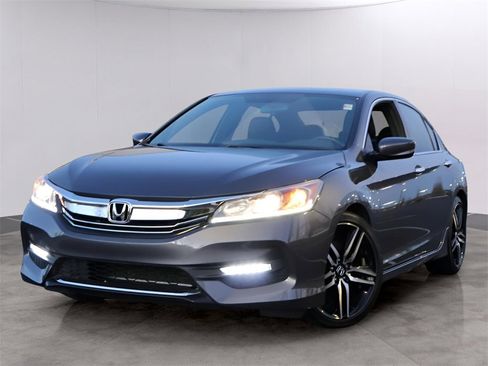 Used 2017 Honda Accord Sport image 1